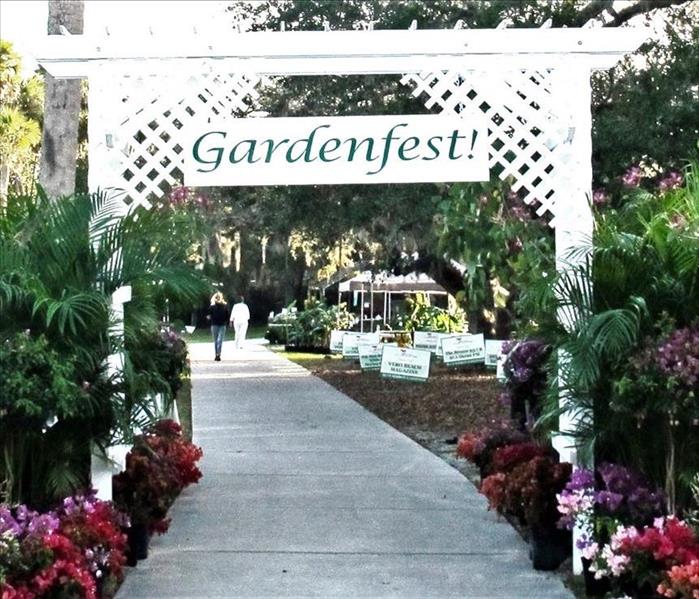 Sidewalk entry with Gardenfest! sign